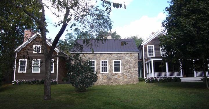 EXTERIOR PHOTO ROOM ADDITION